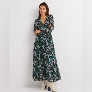 Elegant Green and Black Maxi Dress